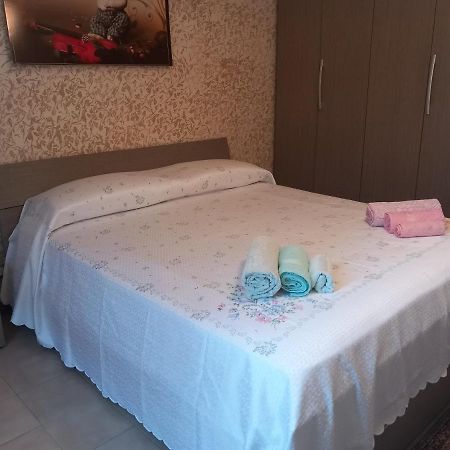 カターニア Casa Vacanza Patriziaヴィラ エクステリア 写真